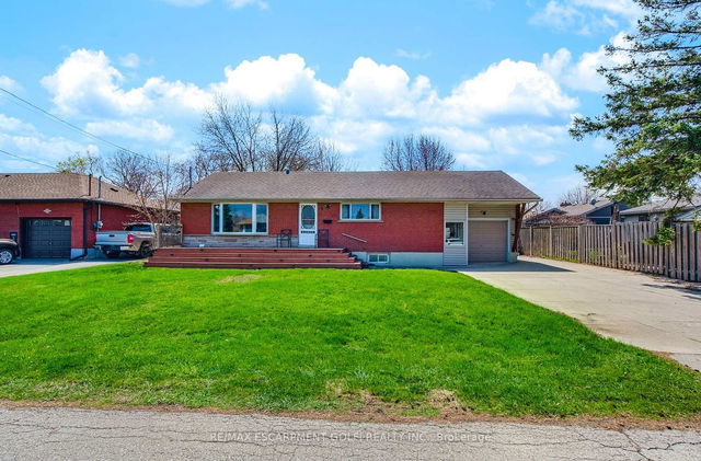 5 Cherry Avenue