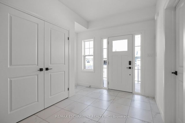 26 Beachwalk Crescent