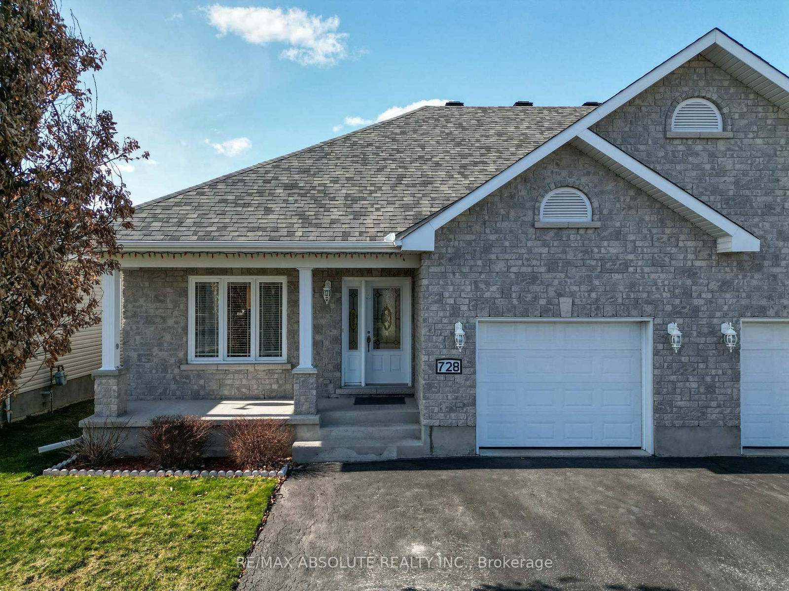 Semi-Detached House sold at 728 Des Chenes Street, Casselman, Casselman, K0A 1M0 - MLS: X12108132