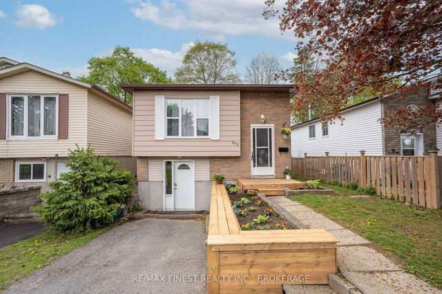 952 Old Colony Road
