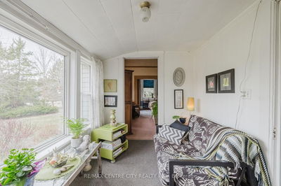 21266 Thames Rd, Southwest Middlesex - Rural Southwest Middlesex image-0-3