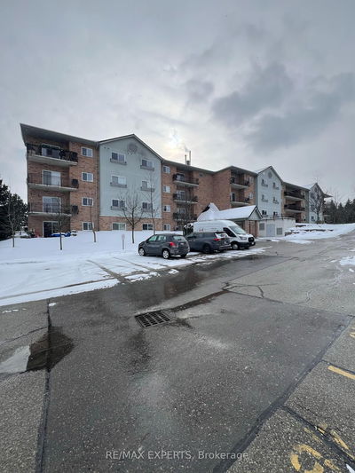 Unit 404 — 345 Briarmeadow Dr, Kitchener - 