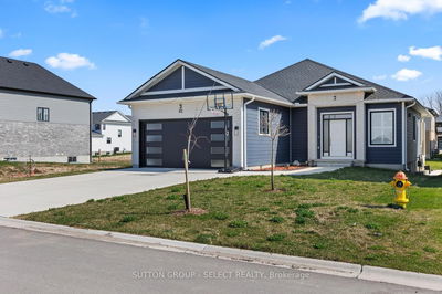 82 Wayside Lane, Southwold - Rural Southwold image-0-1