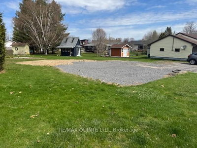 8 Rogers St, Prince Edward County - Picton