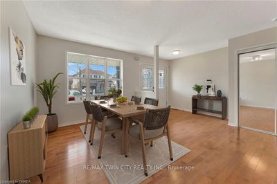 17 Draper St, Brantford -  image-0-3