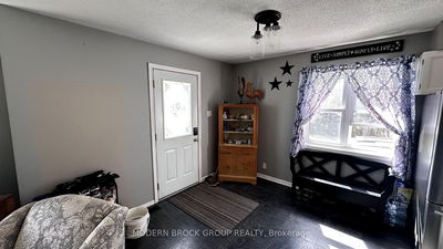 3052 Walker St, Edwardsburgh/Cardinal - Town of Cardinal image-0-4