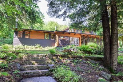 10 Bala Park Island, Muskoka Lakes - Medora image-0-4