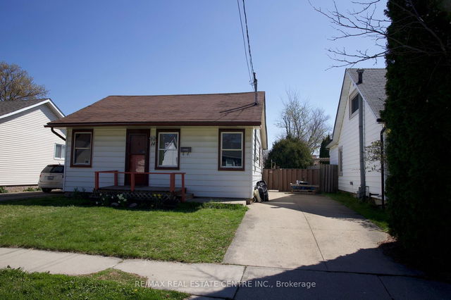 14 PARKVIEW Road