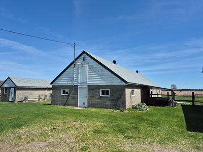 5240 Imperial Rd, Malahide - Copenhagen image-0-2