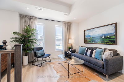 205 Burke St, Hamilton - Waterdown image-0-3