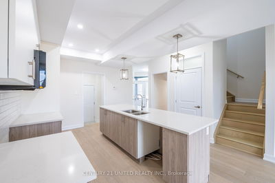 319 Mullighan Gdns, Peterborough North - 1 North image-0-2