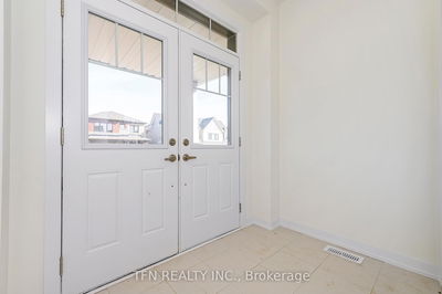 70 Wintergreen Cres, Haldimand - Haldimand image-0-1