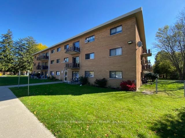 Condo for sale at 211-1825 Whitney Street, London East, East H, N5W 2W3 - MLS: X12108895