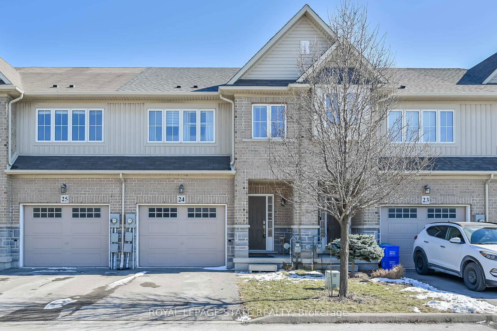 Townhouse for sale at 24-170 Palacebeach Trail, Hamilton, Stoney Creek, L8E 0H2 - MLS: X12108898