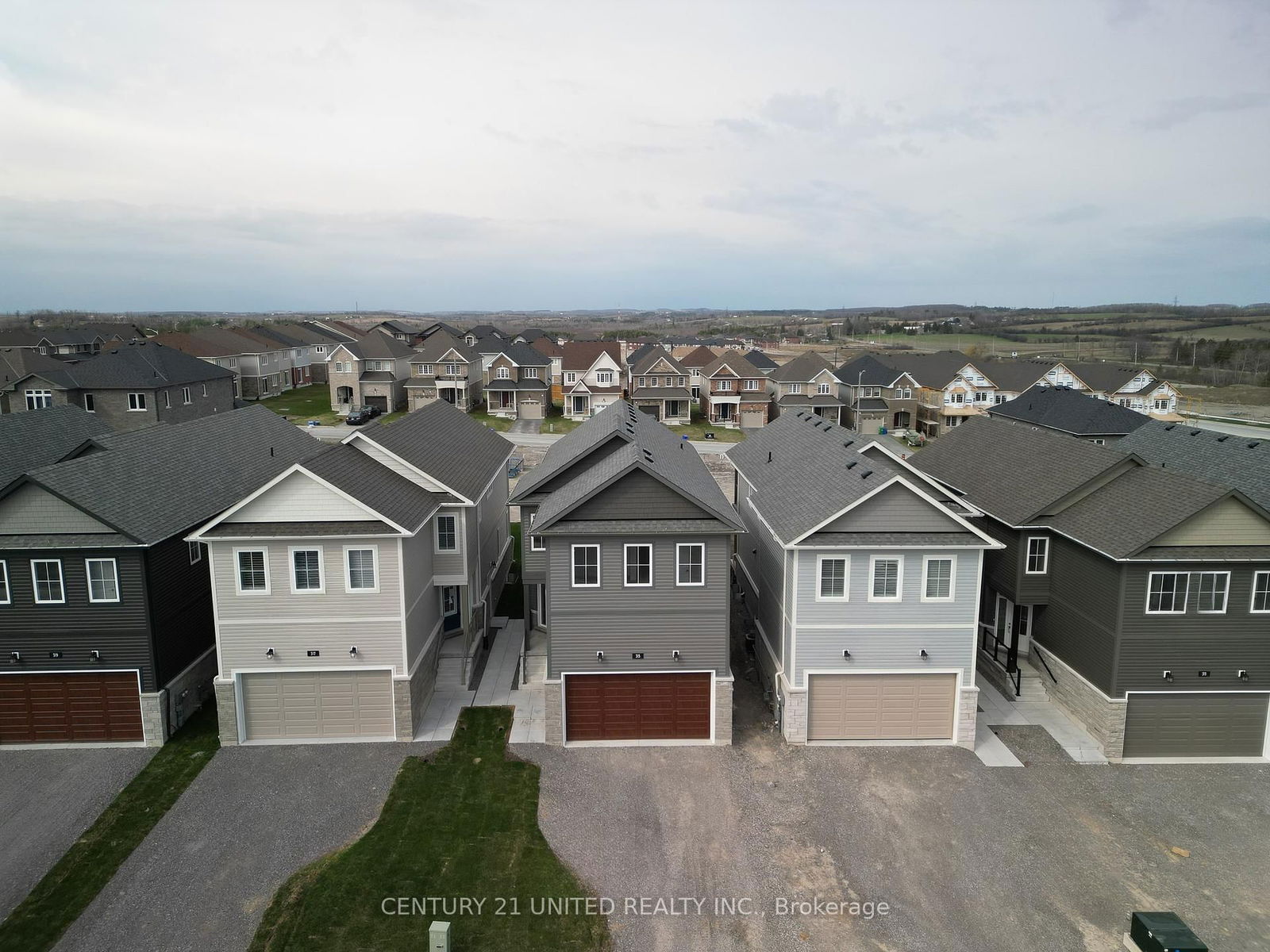 Detached House for sale at 315 Mullighan Gdns, Peterborough North, 1 North, K9K 0H2 - MLS: X12108908
