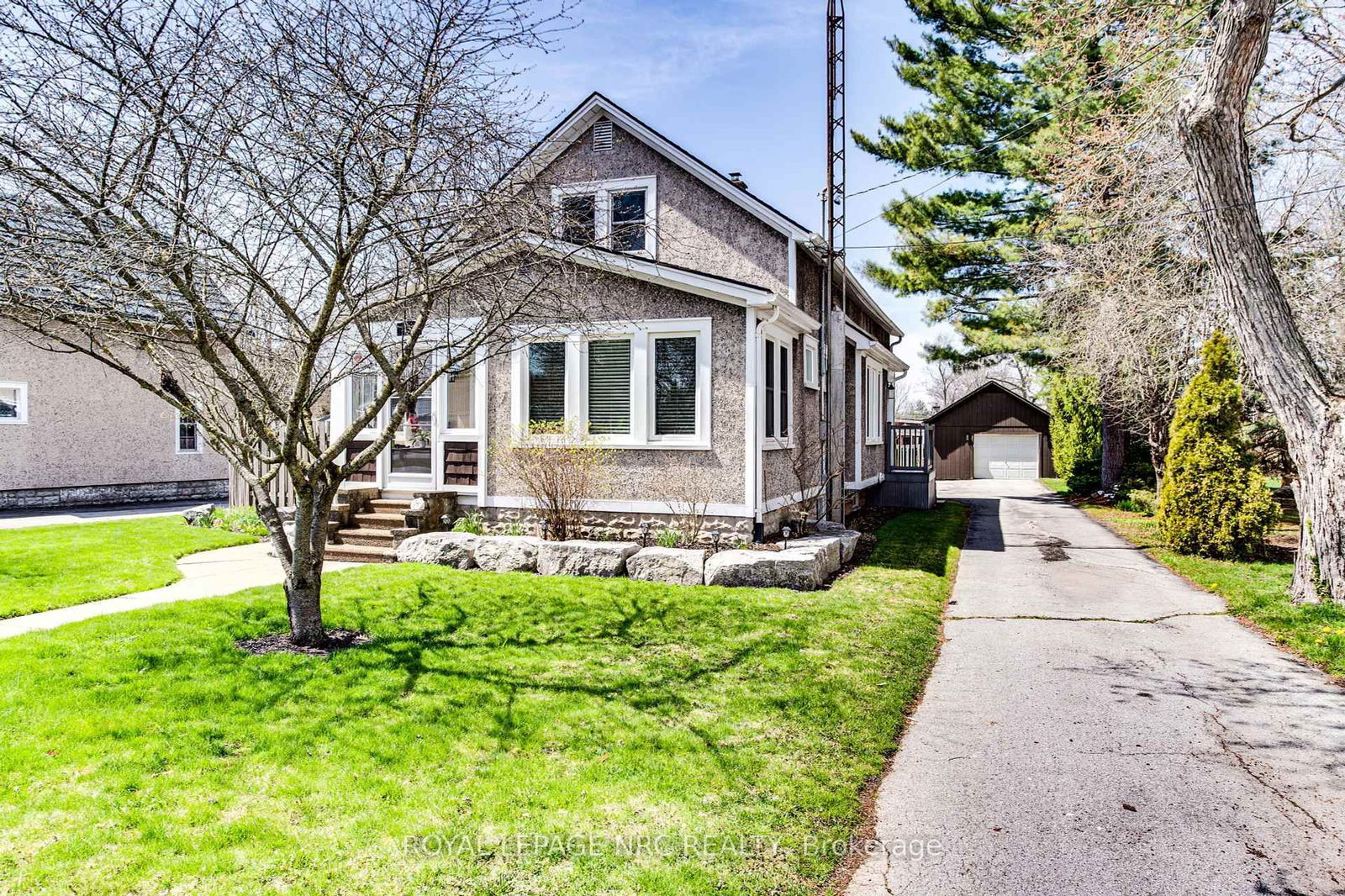 Detached House for sale at 457 North Mill Street, Fort Erie, Ridgeway, L0S 1N0 - MLS: X12108942