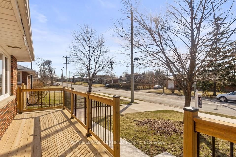 Detached House for sale at 38 Collier Road, Thorold, Thorold Downtown, L2V 2X3 - MLS: X12108958