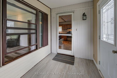 25 Grand Vista Cres, Wellington North - Mount Forest image-0-4