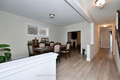 534 Macintosh Grve, Peterborough - Northcrest image-0-4