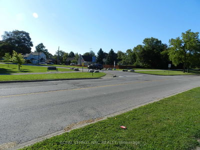 4999 Palmer Ave, Niagara Falls - Downtown image-0-4