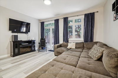 Unit 6 — 44 Main St, East Zorra-Tavistock - Innerkip image-0-3