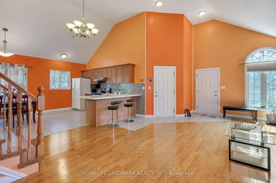 402 Woodrow Dr, Waterloo -  image-0-2