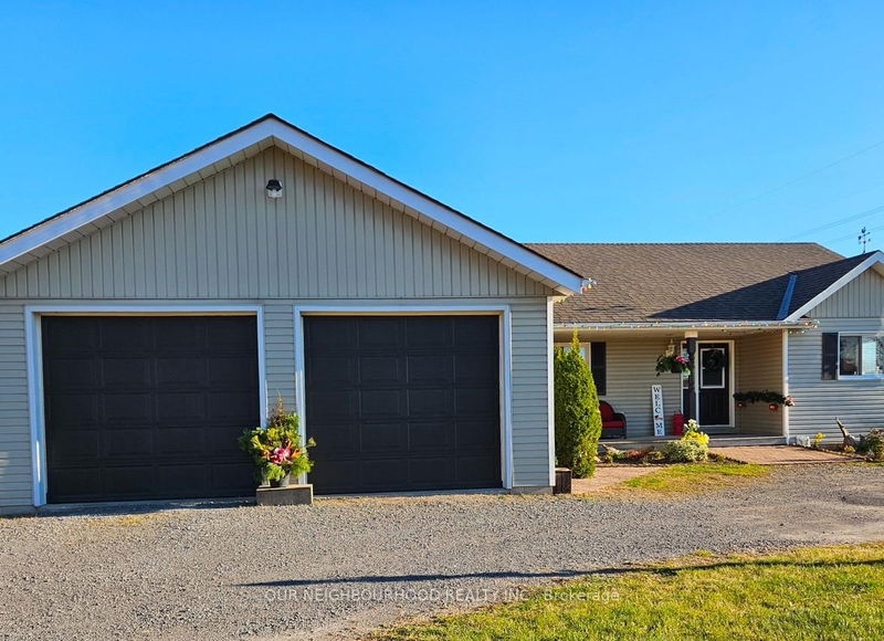 19 Thompson Rd, Quinte West - Murray Ward image-0-0