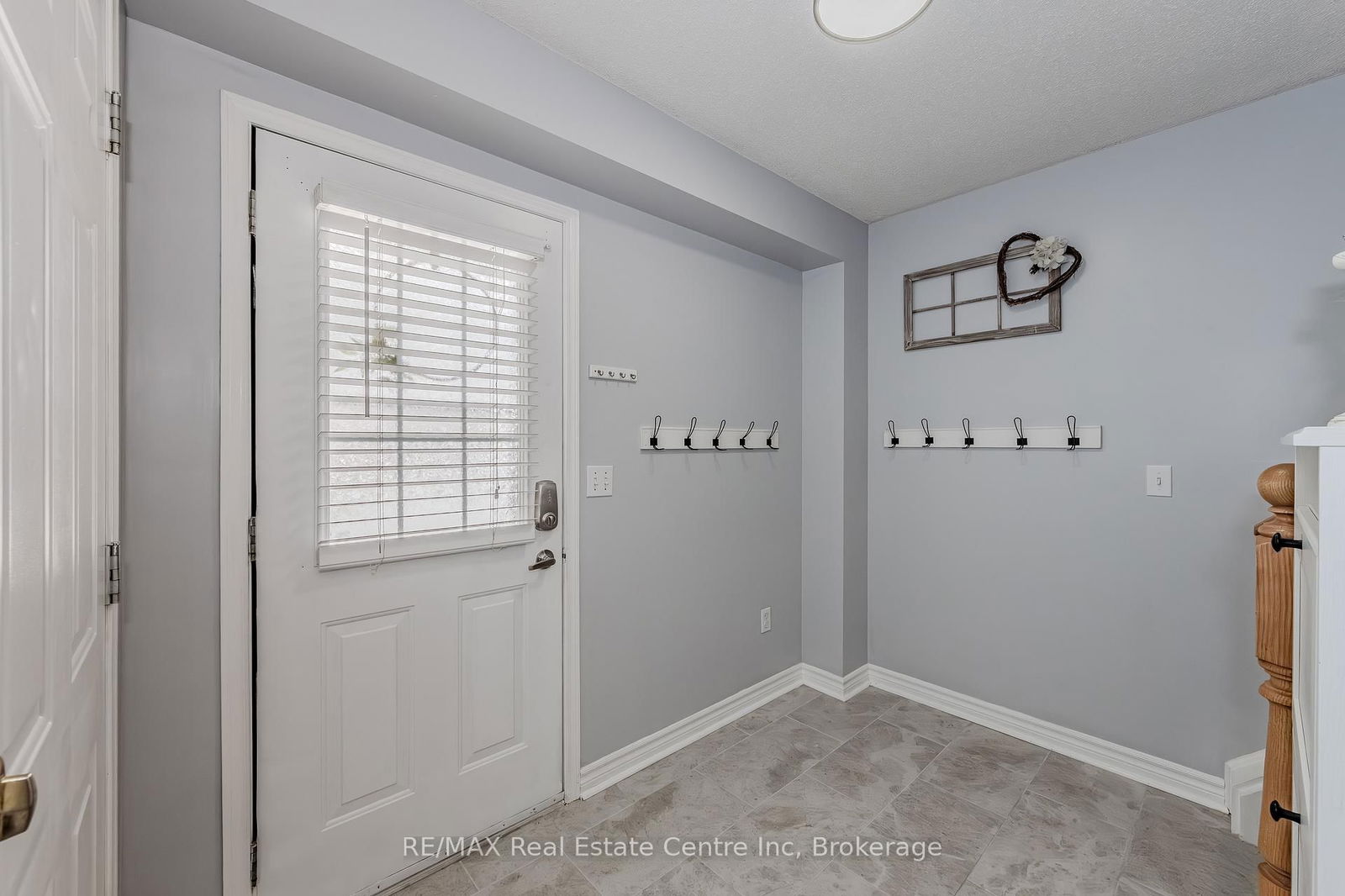 Semi-Detached House for sale at 37 Swift Crescent, Guelph, Grange Road, N1E 7J3 - MLS: X12109392