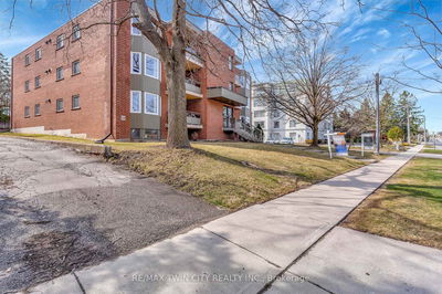 Unit 203 — 401 Erb St, Waterloo - 