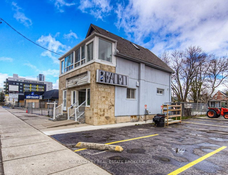 496 King St E, Kitchener, N2G 2L6 | Image 2