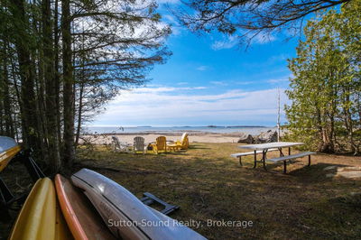 604 Bay St, South Bruce Peninsula - South Bruce Peninsula image-0-1