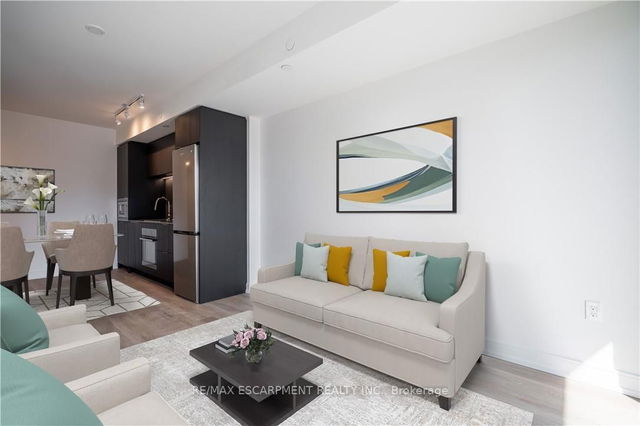 908 - 1 Jarvis Street