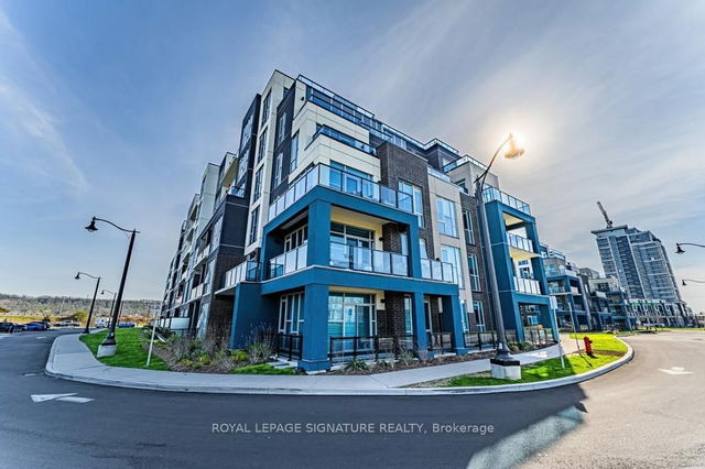 207 - 16 Concord Place