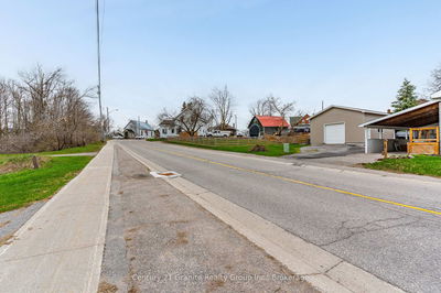 8 Long Beach Rd, Kawartha Lakes - Fenelon image-0-4