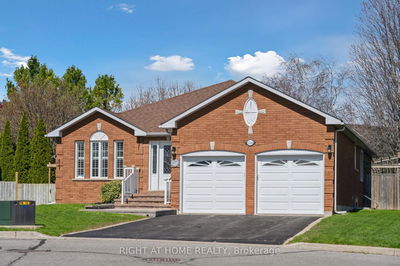 714 Gummow Crt, Cobourg - Cobourg image-0-1
