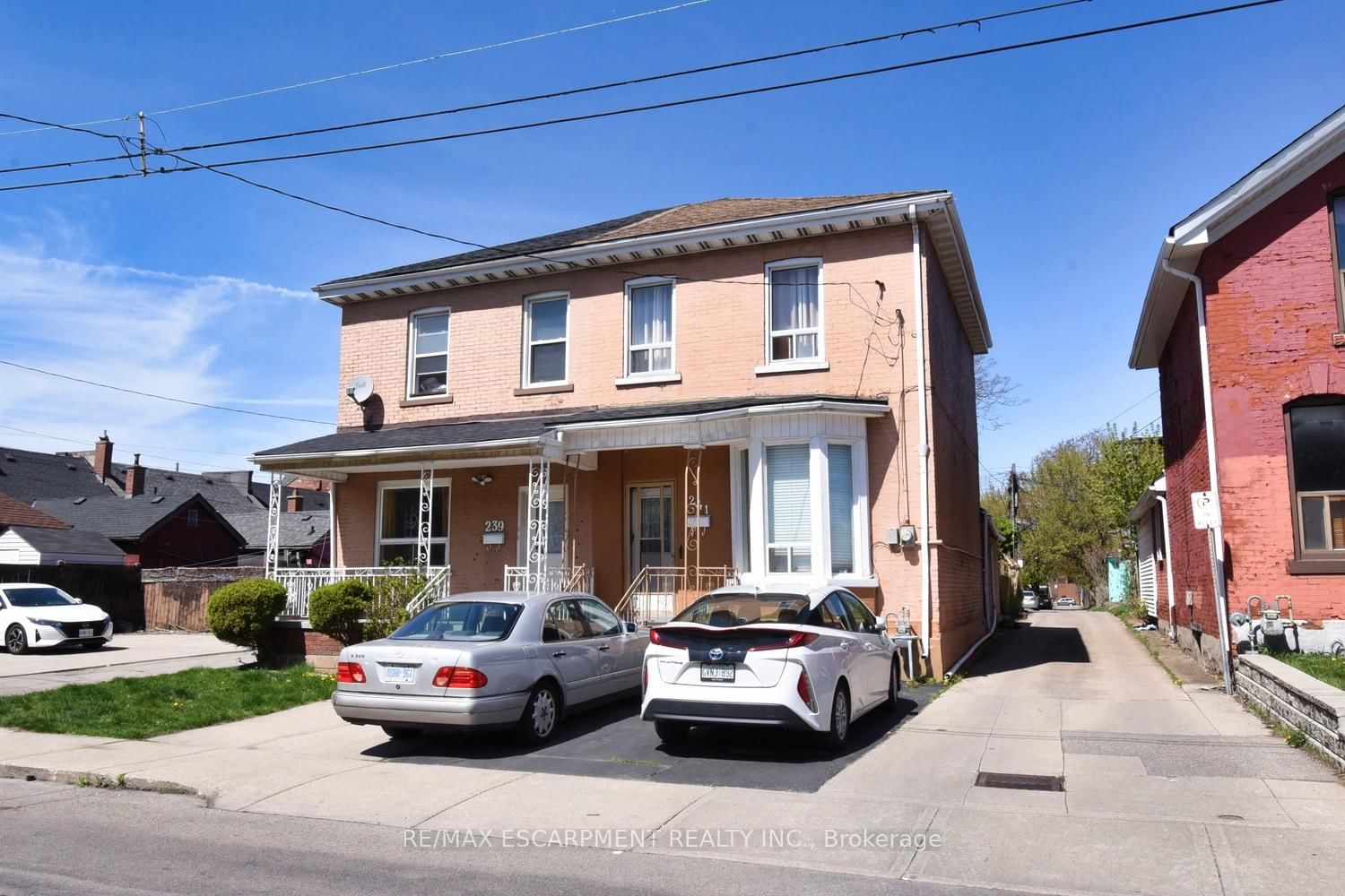 Semi-Detached House for sale at 241 Robert Street, Hamilton, Landsdale, L8L 2R2 - MLS: X12109797