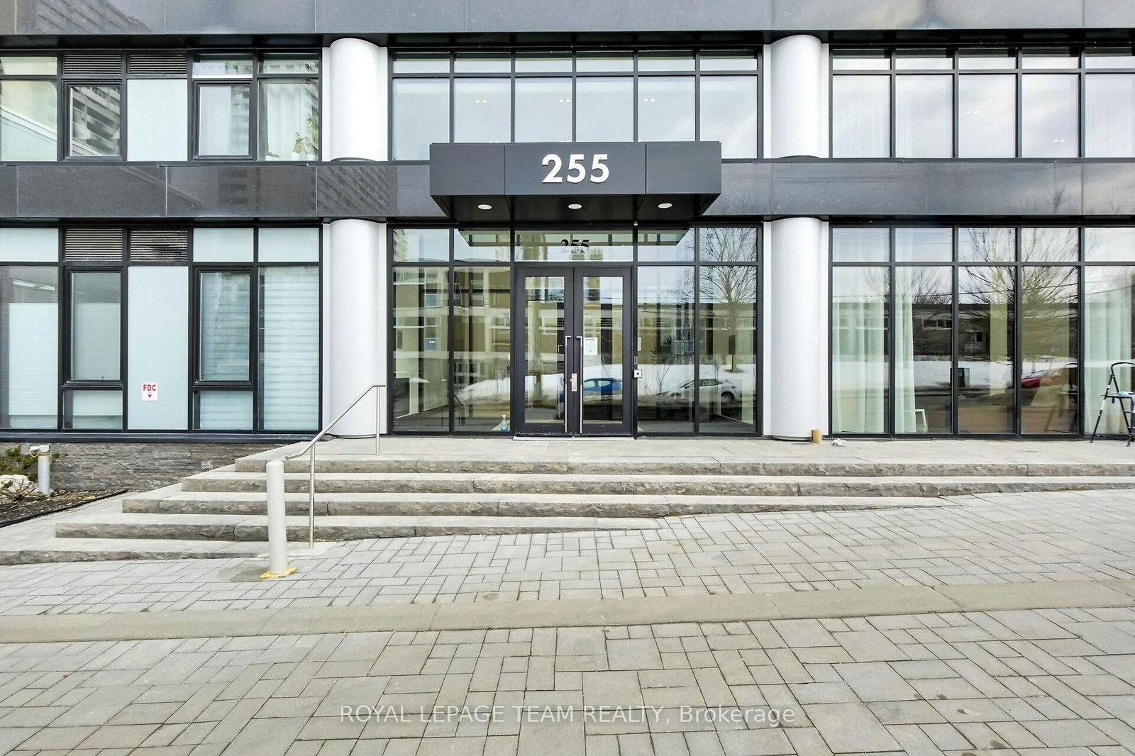 Condo for sale at 709-255 Bay Street, Ottawa, Ottawa Centre, K1R 0C5 - MLS: X12109838