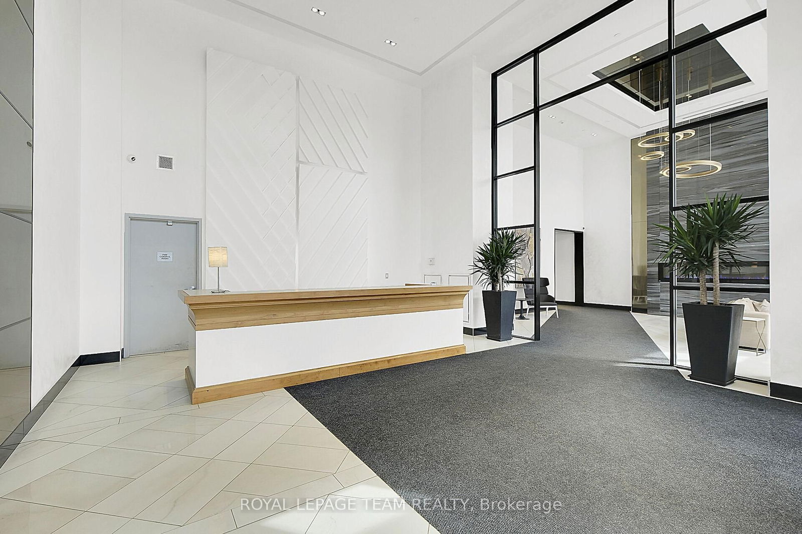 Condo for sale at 709-255 Bay Street, Ottawa, Ottawa Centre, K1R 0C5 - MLS: X12109838