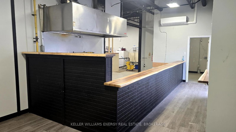 652 Dundas Street East St E, Belleville, K8N 1G7 | Image 2