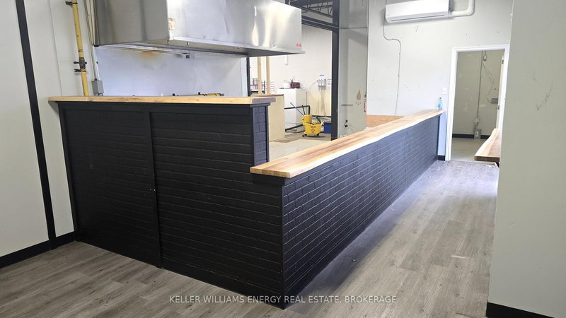 652 Dundas Street East St E, Belleville, K8N 1G7 | Image 3