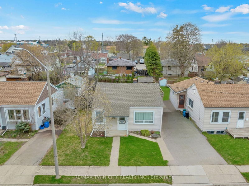 153 Oakwood Ave, Cambridge -  image-0-0