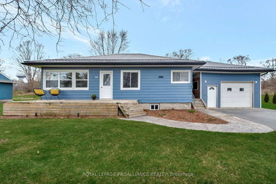 94 Main St, Prince Edward County - Wellington Ward