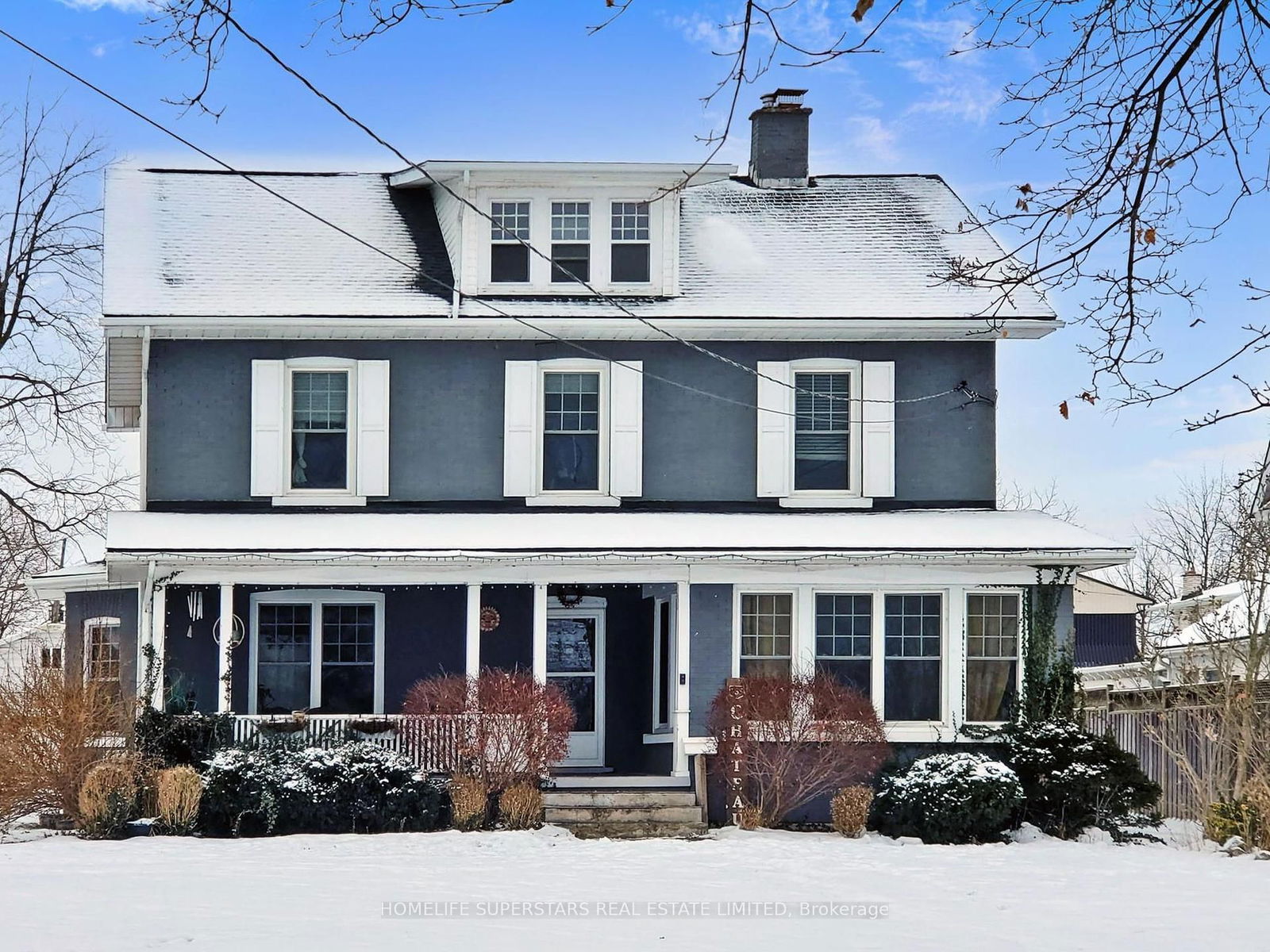 Detached House for sale at 535 NIAGARA Boulevard, Fort Erie, Central, L2A 3H3 - MLS: X12109963