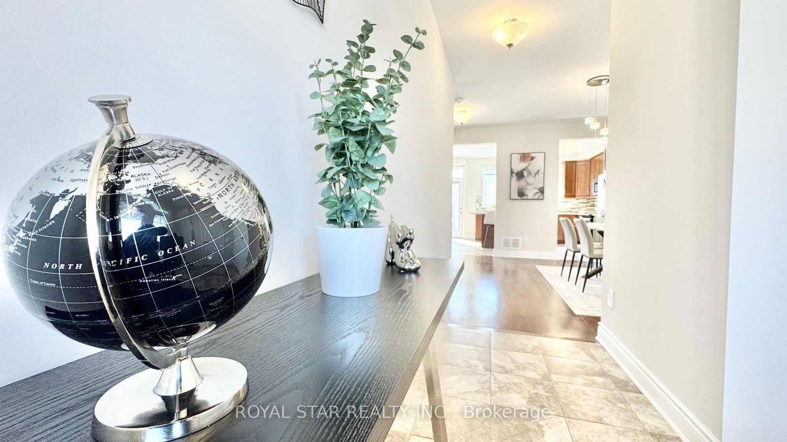 Detached House for sale at 1016 Manege Street, Ottawa, Stittsville (South), K2S 0Y6 - MLS: X12109988