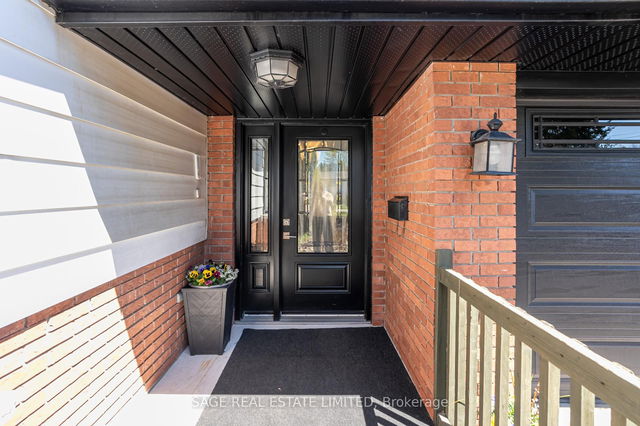54 Dundee Drive