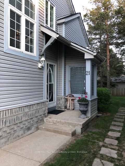 21 - 146 Settlers Way