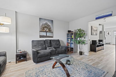 Unit 21 — 7768 Ascot Circ, Niagara Falls - Ascot image-0-3