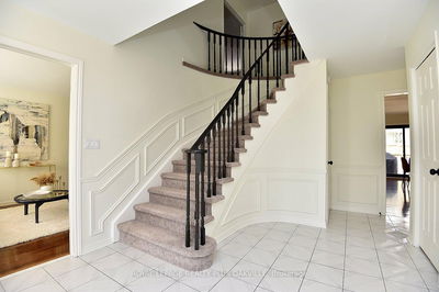81 Jerome Park Dr, Hamilton - Dundas image-0-4