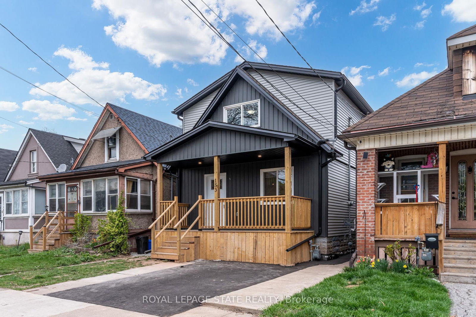Detached House for sale at 153 McAnulty Boulevard, Hamilton, Crown Point, L8H 3H6 - MLS: X12110173
