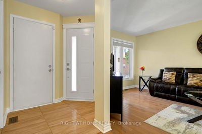60 Kimbolton Cres, Ottawa - Kanata - Morgan's Grant/South March image-0-2